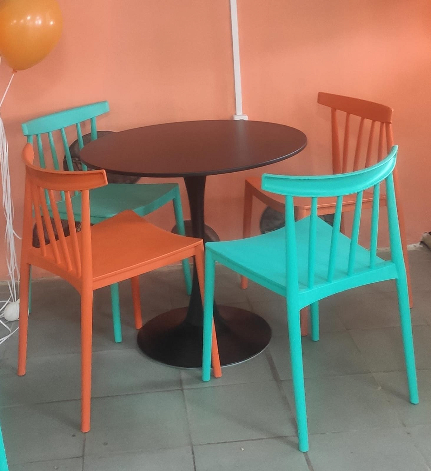 Стулья КАЙ оранжевый и тиффани г. Санкт-Петербург 